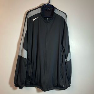 NIKE BASKETBALL WORKOUT SUIT JACKET 3XL Black and gray. ZIP UP with pockets.